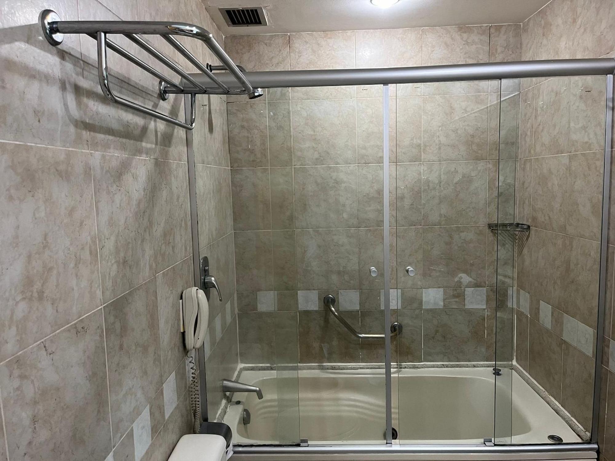 Flat Radisson Berrini | Delfhy Hotel São Paulo